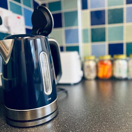 Robin'S Hollow: 2Bd Home Near Wrexham Afc المظهر الخارجي الصورة